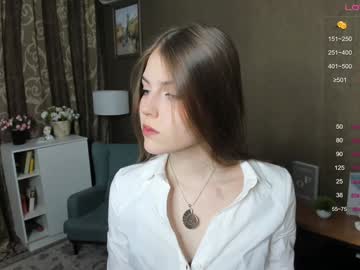 Udeledelmoref Chaturbate stream image from December 18, 2024