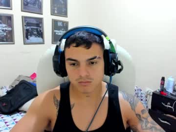 Yker18 Chaturbate stream image from December 18, 2024