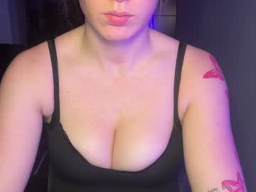 Ameliacooperxxx Chaturbate stream image from December 18, 2024