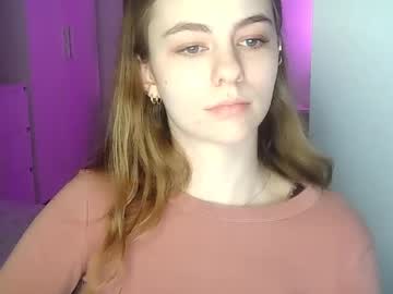 Ariacreazy Chaturbate stream image from December 18, 2024