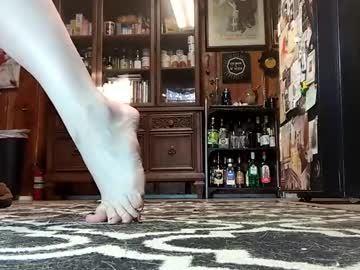 Gothicfeetfantasies Chaturbate stream image from December 18, 2024
