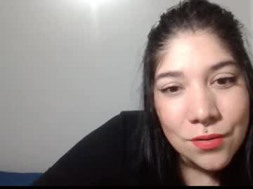 Sharoonnn34 Chaturbate stream image from December 18, 2024