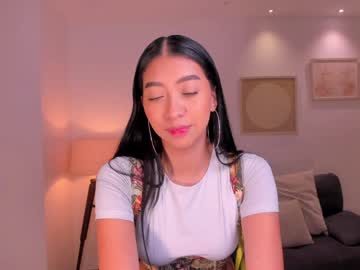Sussyrosse_ Chaturbate stream image from December 18, 2024
