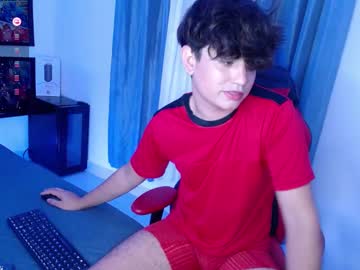 Andyboy_19 Chaturbate stream image from December 18, 2024