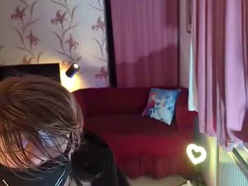 Boozedbunny Chaturbate stream image from December 18, 2024