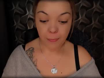 Cyberdomme Chaturbate stream image from December 18, 2024