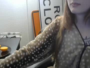 Hunnyc300 Chaturbate stream image from December 18, 2024