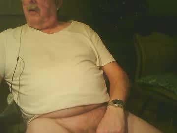 Isfuntochathere Chaturbate stream image from December 18, 2024