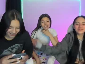 Kimmi_Foxy Chaturbate stream image from December 18, 2024