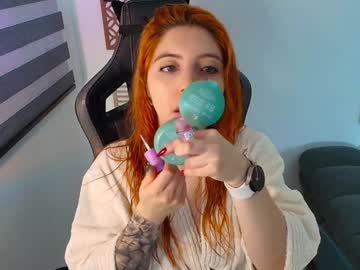 Love_Sharol Chaturbate stream image from December 18, 2024