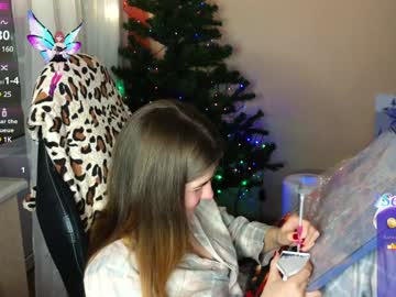 Mag1c_Eyes Chaturbate stream image from December 18, 2024