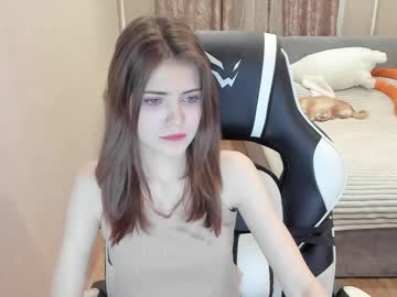 Malia__Hale Chaturbate stream image from December 18, 2024