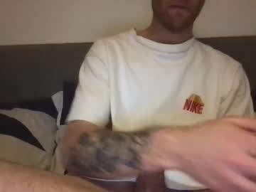 Messageme11 Chaturbate stream image from December 18, 2024