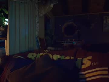 Mickeeydoll6669 Chaturbate stream image from December 18, 2024