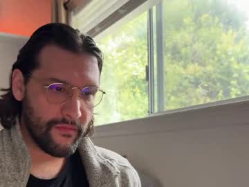 Molten_Escargot Chaturbate stream image from December 18, 2024