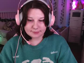 Onimoon Chaturbate stream image from December 18, 2024