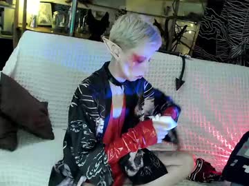Raziel_Haze Chaturbate stream image from December 18, 2024