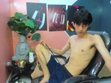 Twink_Liam18 Chaturbate stream image from December 18, 2024