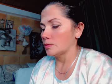 Veromilfs Chaturbate stream image from December 18, 2024