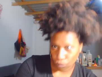 Yarabebe Chaturbate stream image from December 18, 2024