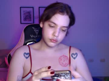 Yukio_Nee Chaturbate stream image from December 18, 2024