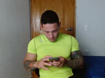Benjamin_Isaac Chaturbate stream image from December 19, 2024