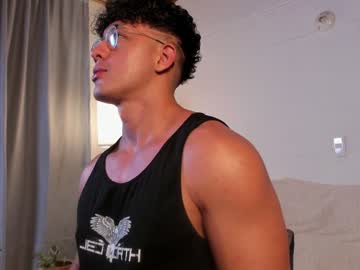 Blake_Levi Chaturbate stream image from December 19, 2024