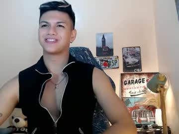 Dax_X Chaturbate stream image from December 19, 2024