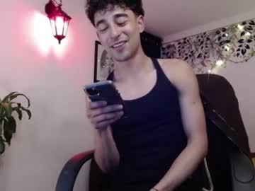 Ekhtyr11 Chaturbate stream image from December 19, 2024