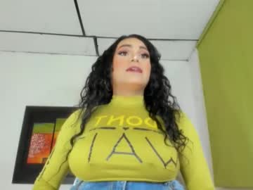 Miaxinches Chaturbate stream image from December 19, 2024