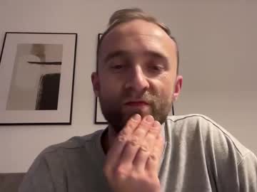 Peterbigcum37 Chaturbate stream image from December 19, 2024
