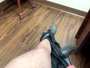 Thickdic42 Chaturbate stream image from December 19, 2024