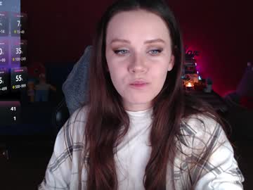 Ursulamoor Chaturbate stream image from December 19, 2024