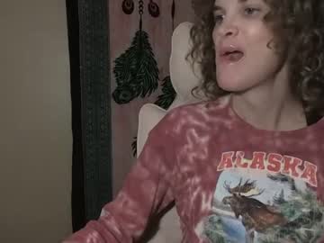 Generouskitten Chaturbate stream image from December 19, 2024