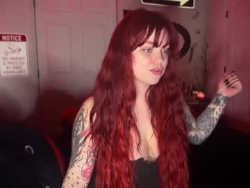 Gingerraee Chaturbate stream image from December 19, 2024