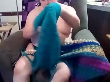 Hotandkinky2 Chaturbate stream image from December 19, 2024