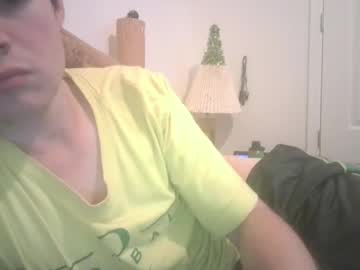 Kwahrens22 Chaturbate stream image from December 19, 2024