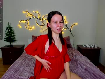 Rachaellenee Chaturbate stream image from December 19, 2024