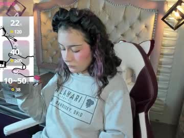Blaze_Little Chaturbate stream image from December 19, 2024