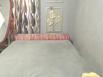 Classytamira Chaturbate stream image from December 19, 2024
