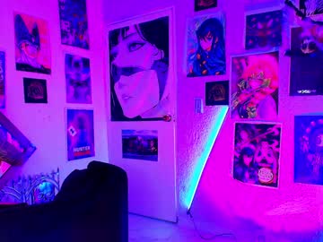 Holyeva Chaturbate stream image from December 19, 2024