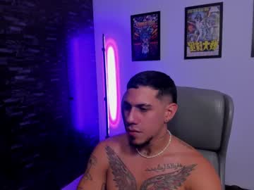 Jhoe_Snow Chaturbate stream image from December 19, 2024