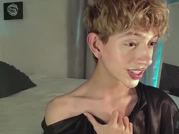 Kyle__Cooper Chaturbate stream image from December 19, 2024