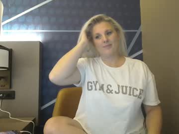 Littlelisa1 Chaturbate stream image from December 19, 2024