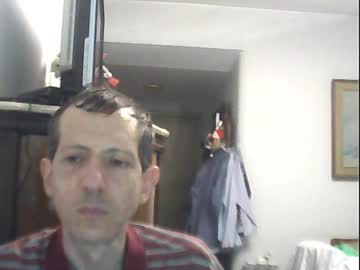 Lucianoaxel Chaturbate stream image from December 19, 2024