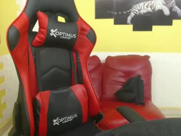 Mau_Elixxx Chaturbate stream image from December 19, 2024