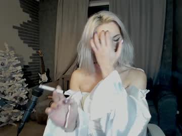 Milena_Marshmallows Chaturbate stream image from December 19, 2024