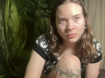 Mo0n_Goddess Chaturbate stream image from December 19, 2024