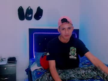 Nioklouds Chaturbate stream image from December 19, 2024