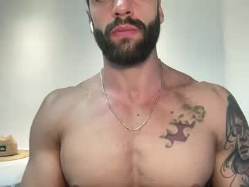 Ray90fit Chaturbate stream image from December 19, 2024